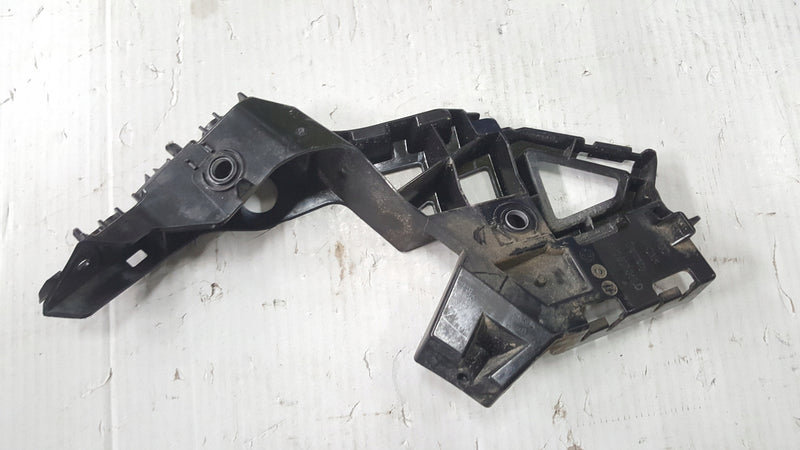 Ślizg zderzaka przedniego lewa strona VW GOLF VIII 5H0807049D demontaż