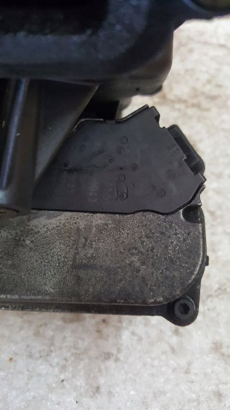 kolektor ssący VW Audi 059129711AF