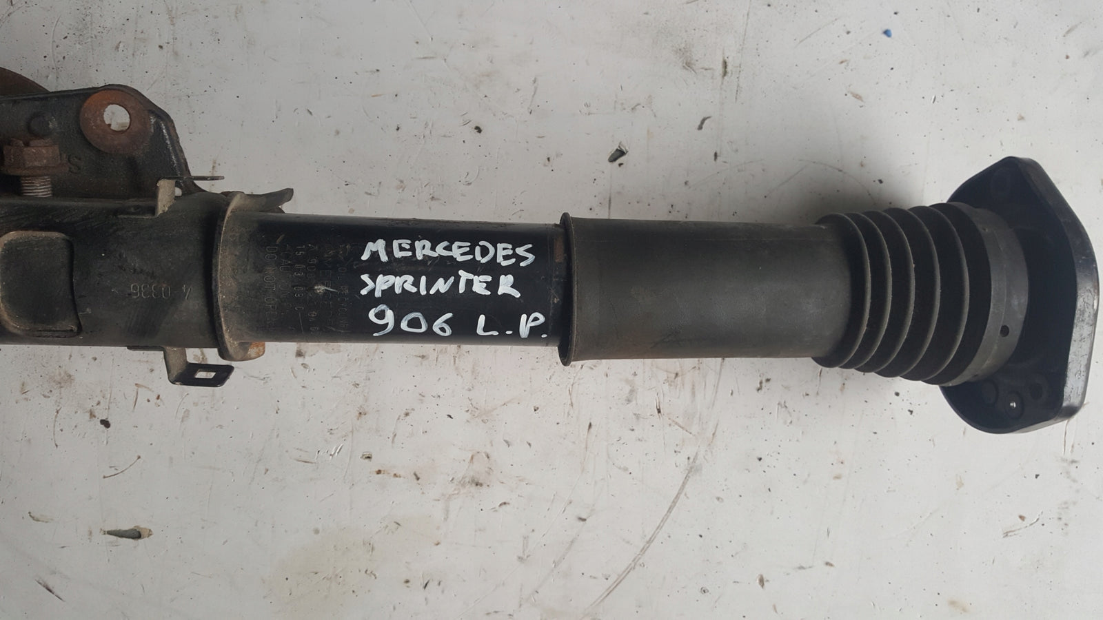 AMORTYZATOR ZWROTNICA LEWY PRZÓD MERCEDES SPRINTER W906 906