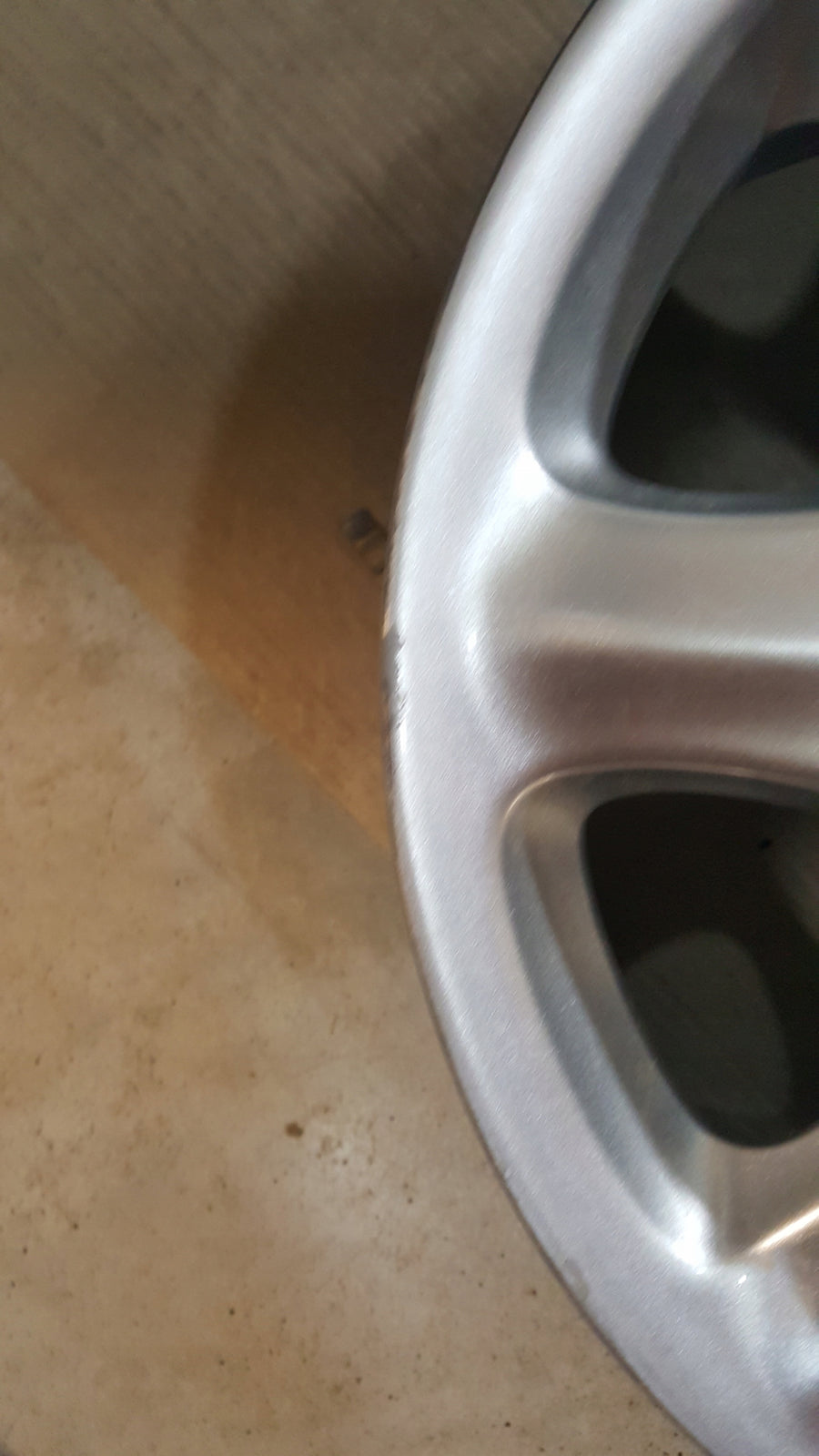 FELGI 16 ET46 MERCEDES S-KLASA W220 DEKIELKI KOMPLET A2204010102 7,5x16