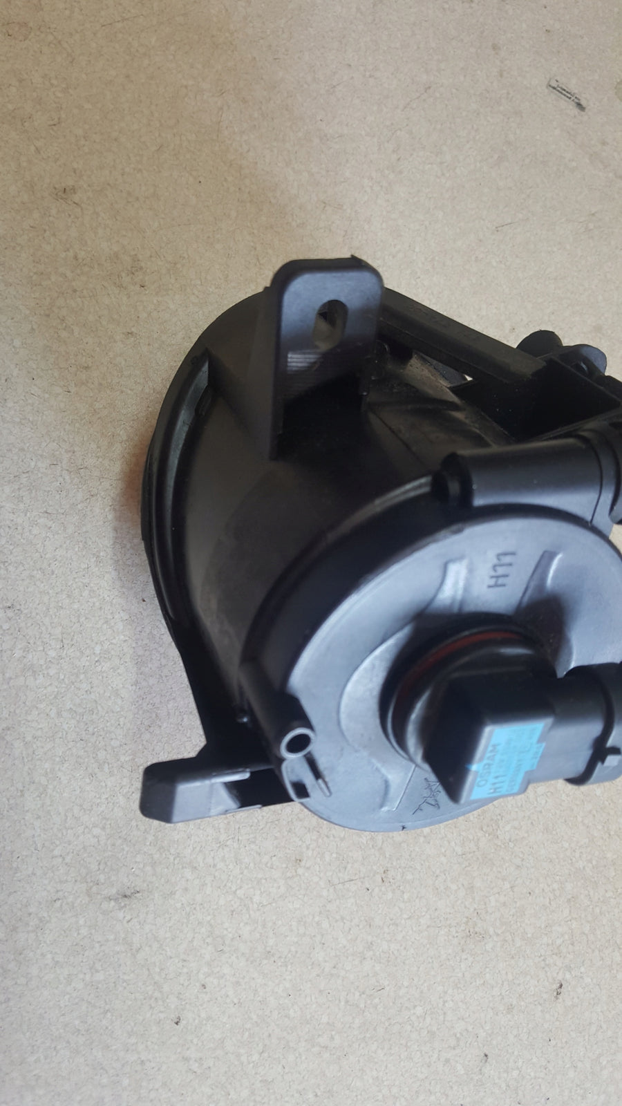 AUDI A4 A5 Q5 8T0 HALOGEN PRZEDNI PRAWY PRZÓD PRAWY A047358