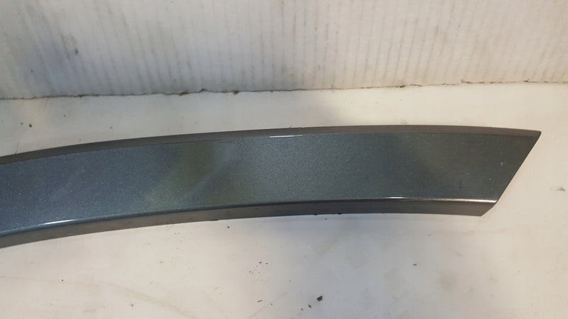 Listwa błotnika prawy przód SEAT ATECA 575854820H demontaż