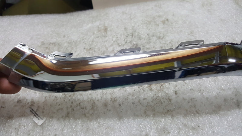 Listwa chrom zderzaka lewy przód VW T-ROC 2GA853711B demontaż