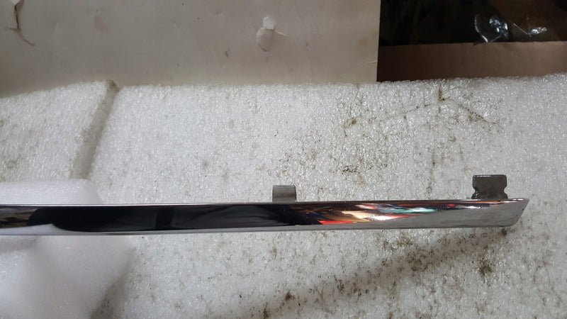 VW PASSAT B5 FL LISTWA ZDERZAKA CHROM LEWA 3B0807243