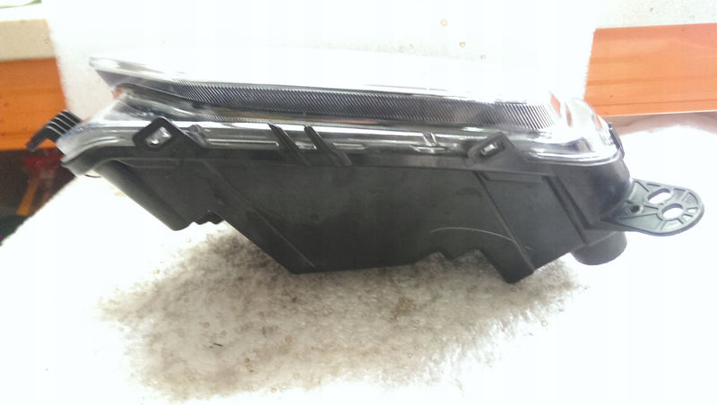 Prawy halogen LED DRL VW POLO 6 2G0941662 demontaż