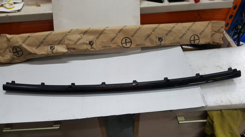 NOWA ORYGINALNA listwa zderzaka tylnego AUDI Q3 SPORTBACK 83F807578