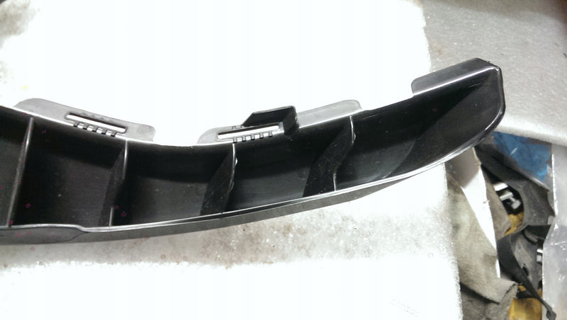 Ślizg zderzaka prawy przód AUDI A6 C8 4K0807098