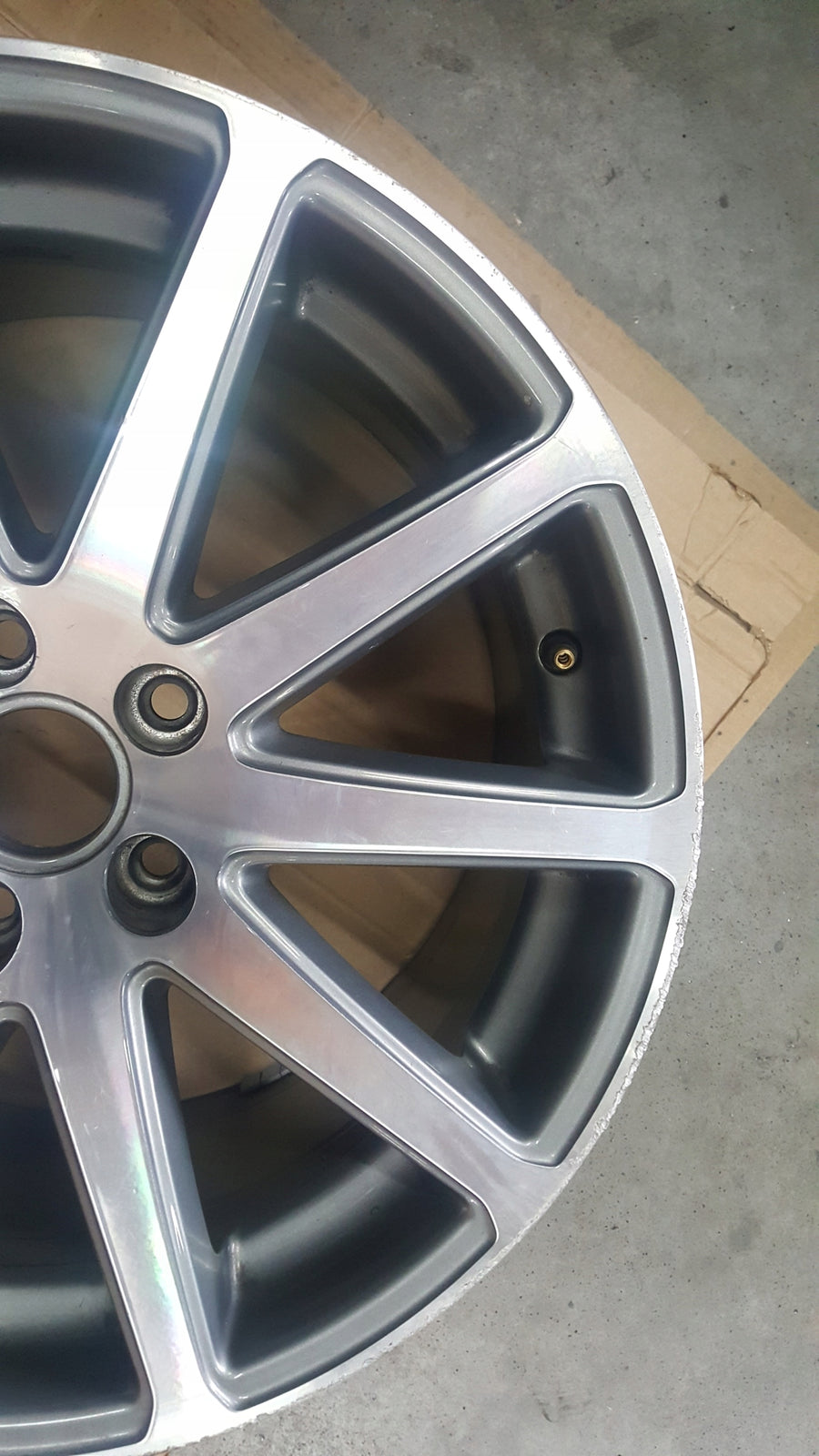 FELG ALUMINIOWA Audi TT 8J0601025J 9x18 ET52