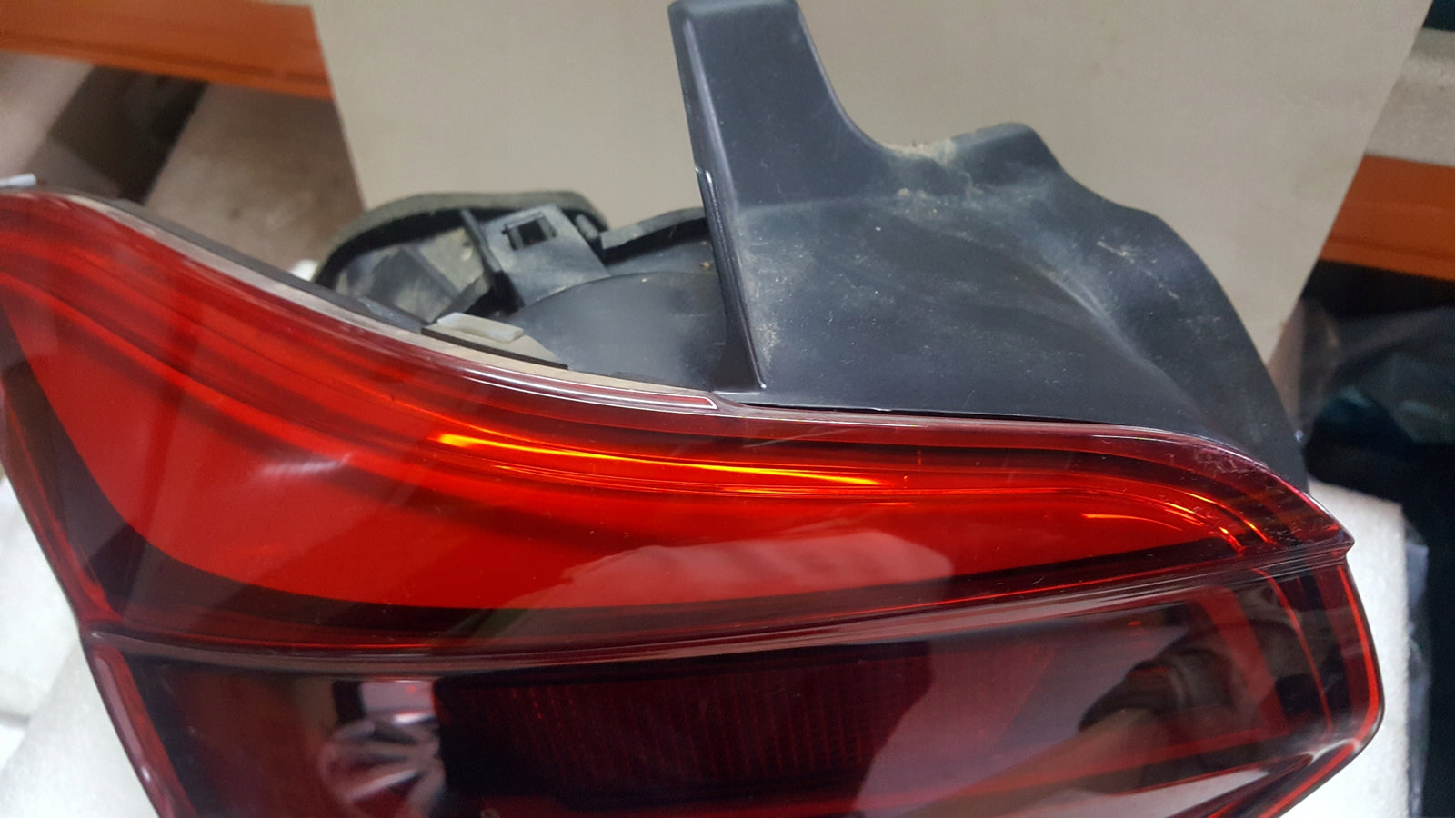 Lampa tylna lewa LED VW POLO 6 2G0945095B demontaż