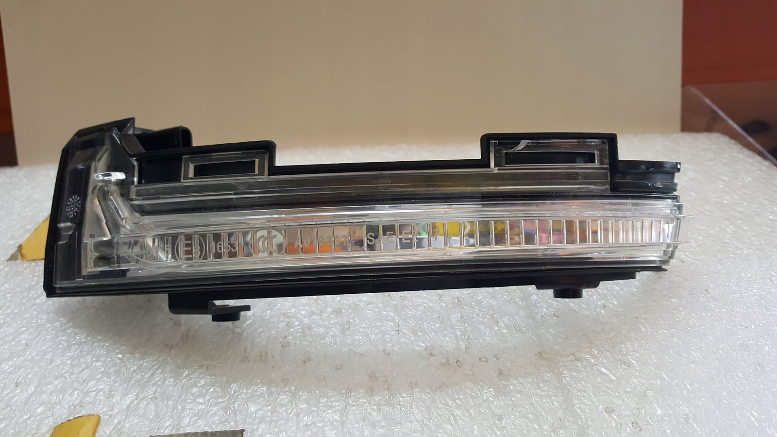 Lewy kierunkowskaz lusterka VW TOUAREG 760949101