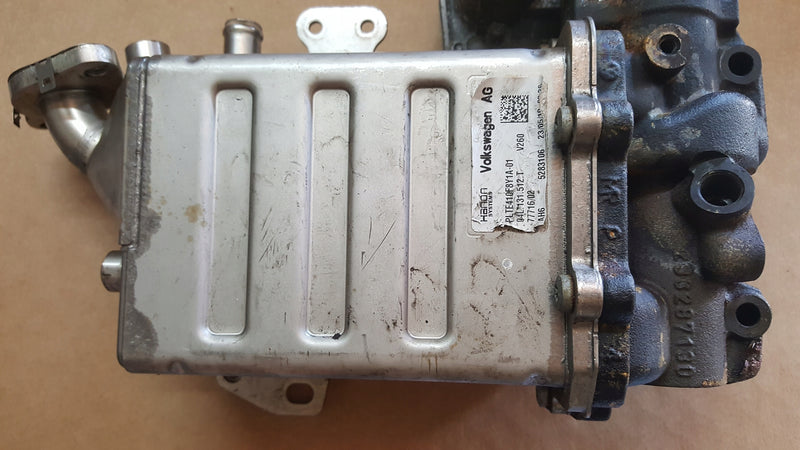 Zawór EGR chłodnica spalin VW 04L131512T demontaż