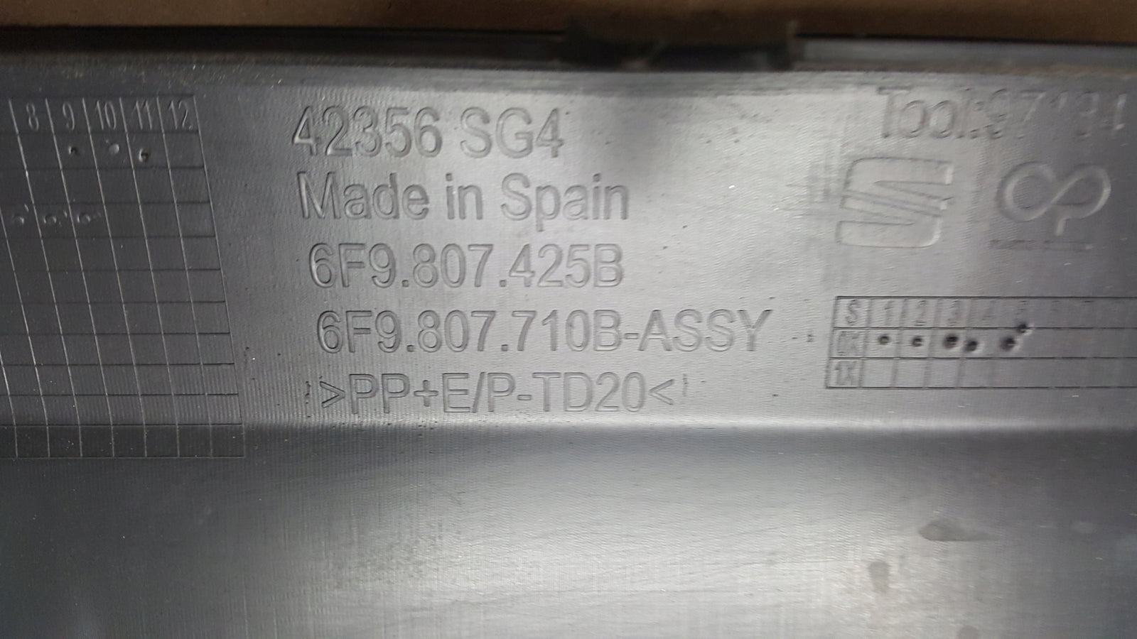 DOKŁADKA ZDERZAKA TYŁ SEAT ARONA LIFT 6F9807425C