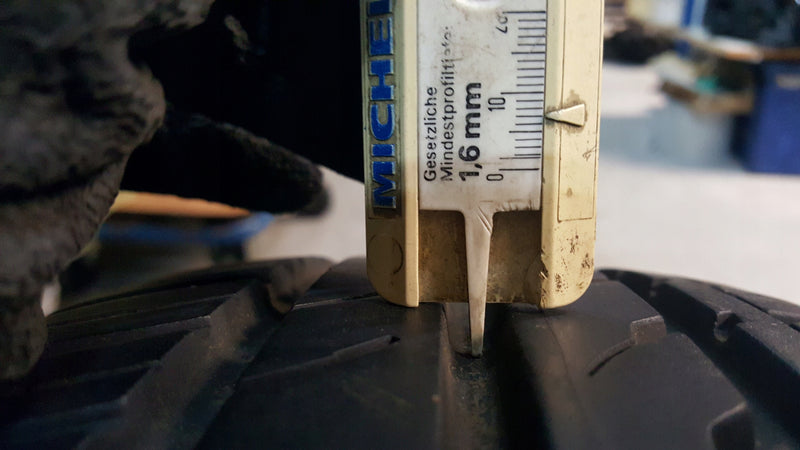 4 FELGI STAL VW Caddy 2K0601027B 6x15 5x112 ET47 195/65/15 91T lato Conti