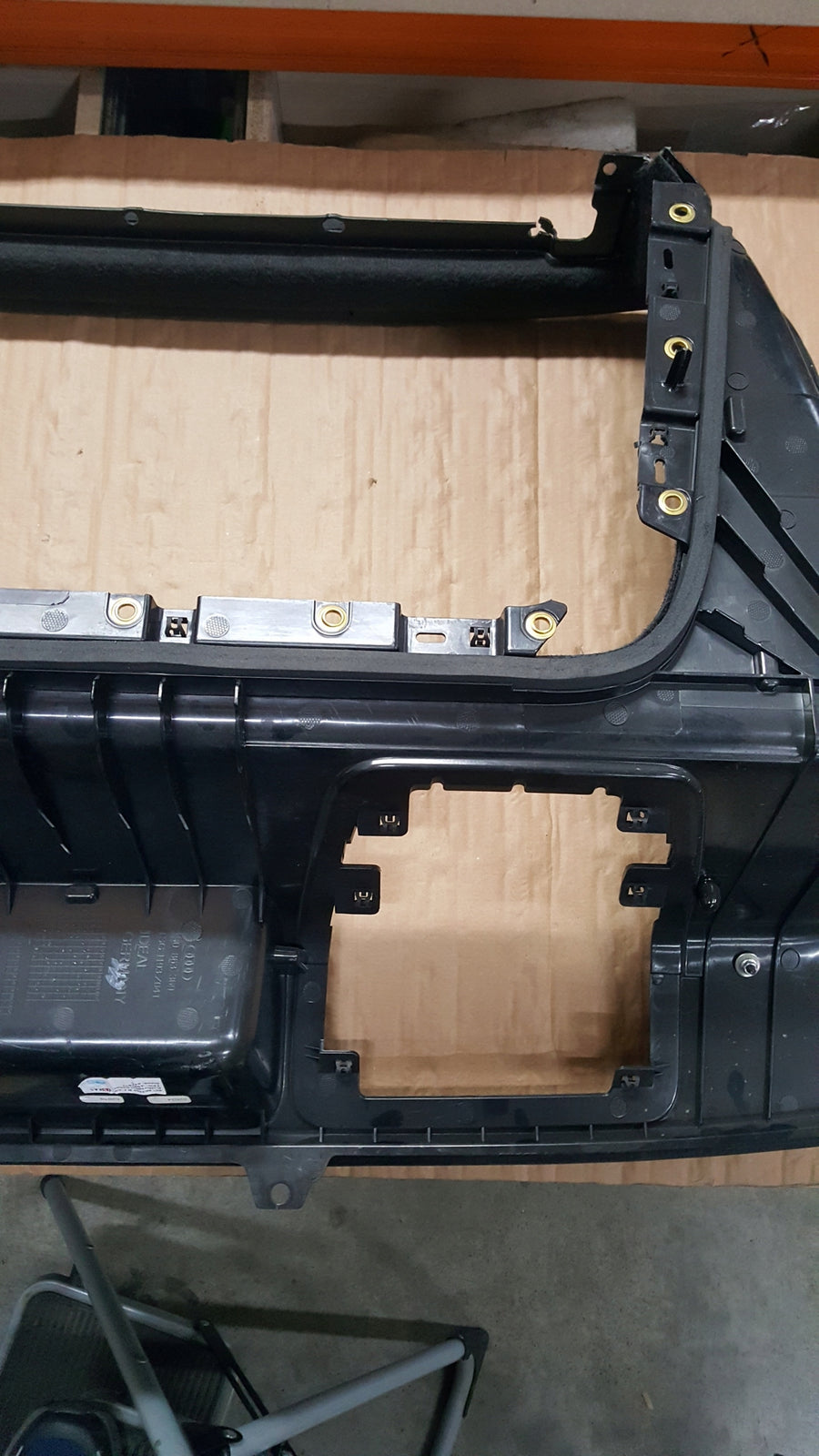 Osłona wykończeniowa bagażnika AUDI R8 4S7863369B 4S0863369 IDEAŁ