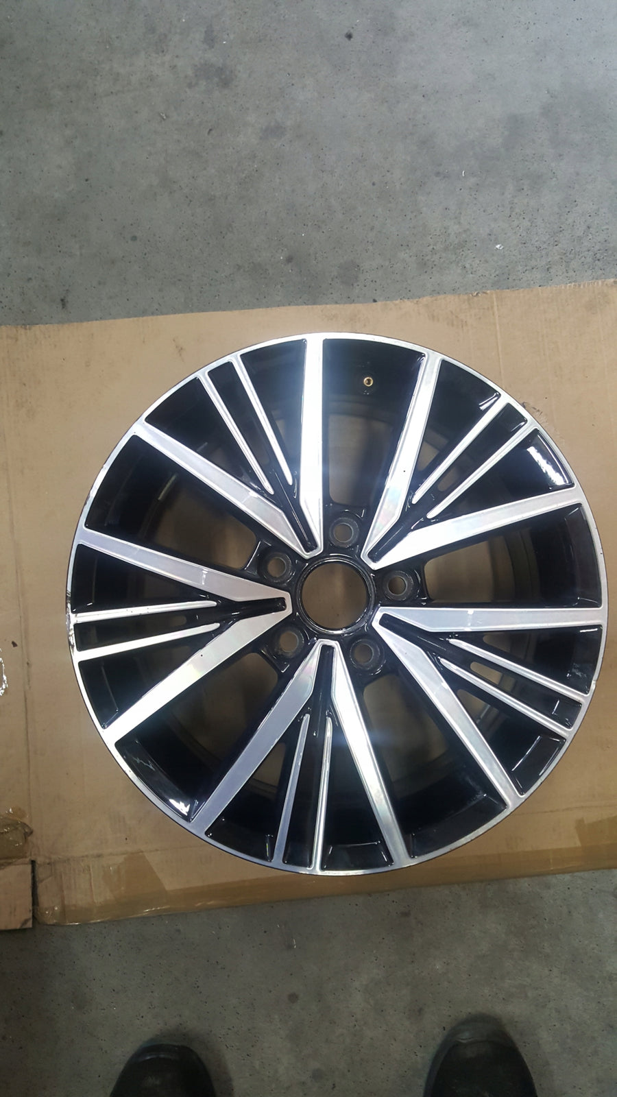 Alufelga felga VW 5G0 5x112 ET46 6,5J 16