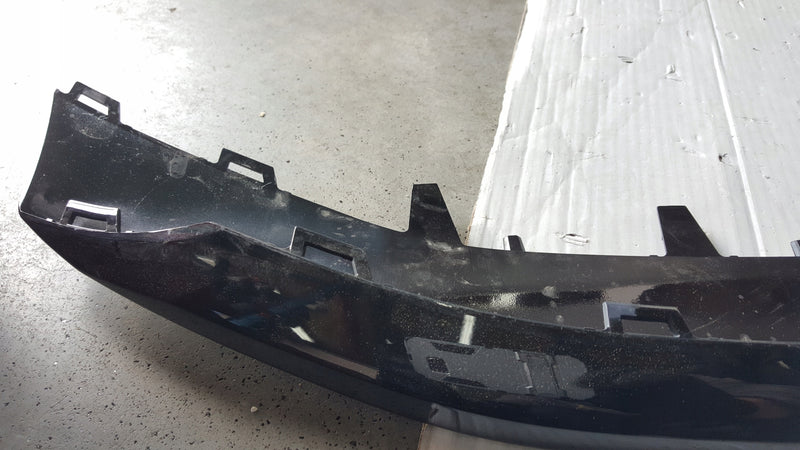 Spoiler zderzaka przedniego AUDI RS3 (8Y) 8Y0807717 demontaż