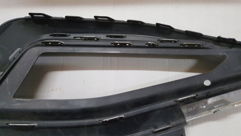 Kratka zderzaka przedniego lewa strona VW PASSAT B8 ALLTRACK 3G0853665P