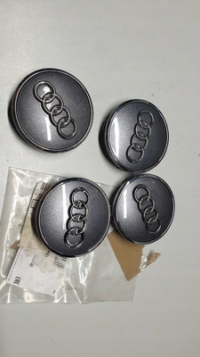 Dekielki AUDI 8W0601170 JG3 ORYGINAŁ AUDI