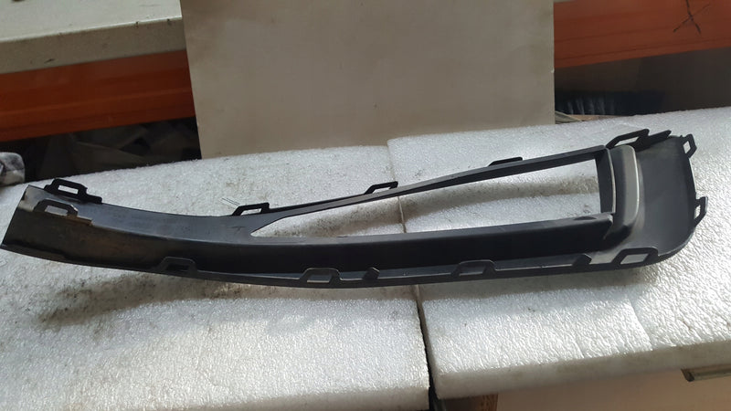 Kratka atrapa zderzaka lewy przód VW PASSAT B8 3G0853665K demontaż