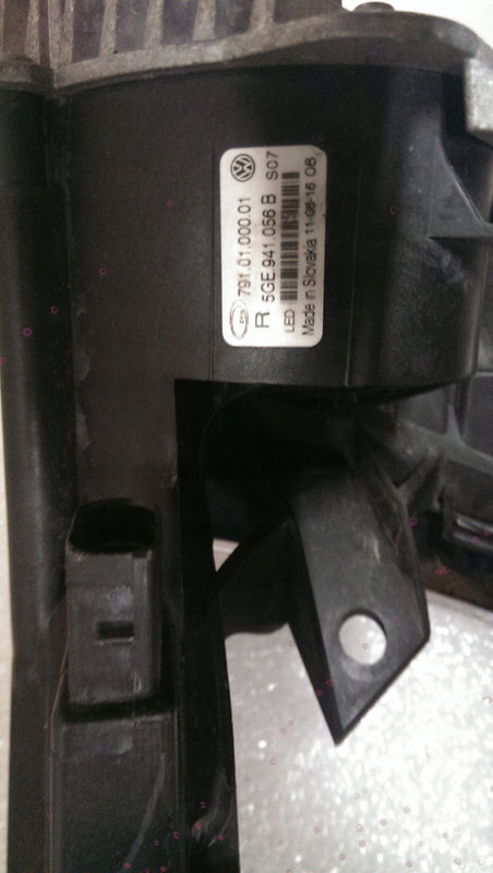 Halogen LED DRL prawy VW GOLF VII 5GE941056B