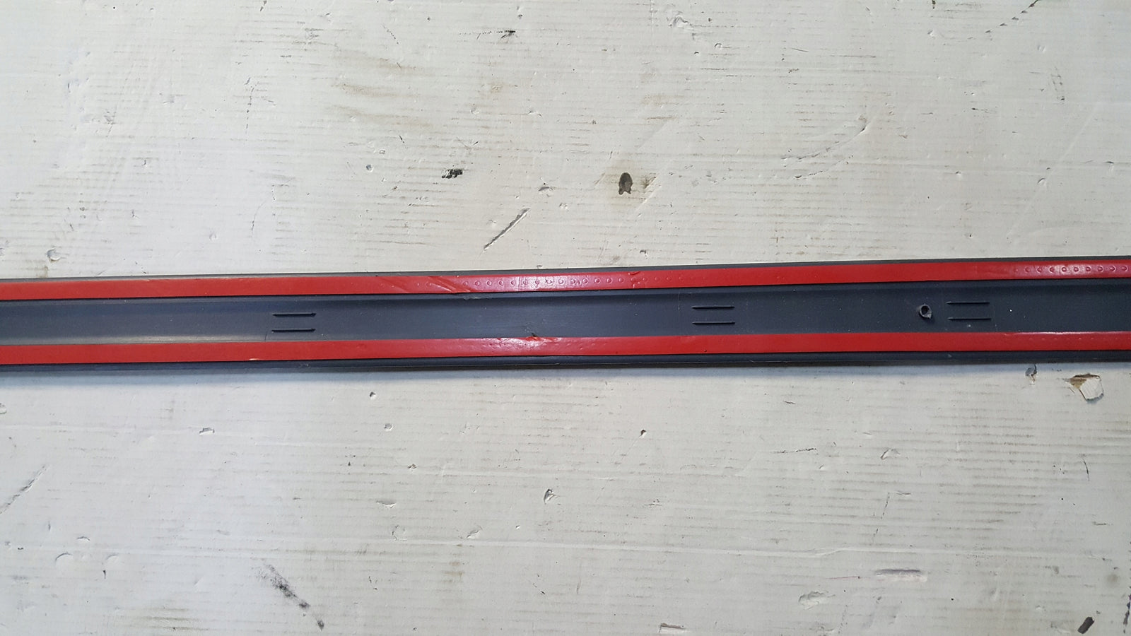 Listwa drzwi prawych AUDI A3 8P3853954D ORYGINAŁ NOWA
