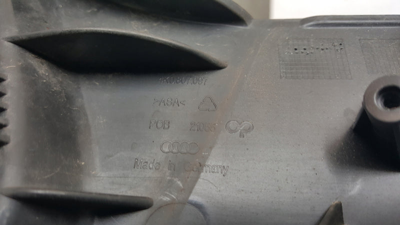 Ślizgi zderzaka przód L AUDI A6 C8 4K0807097
