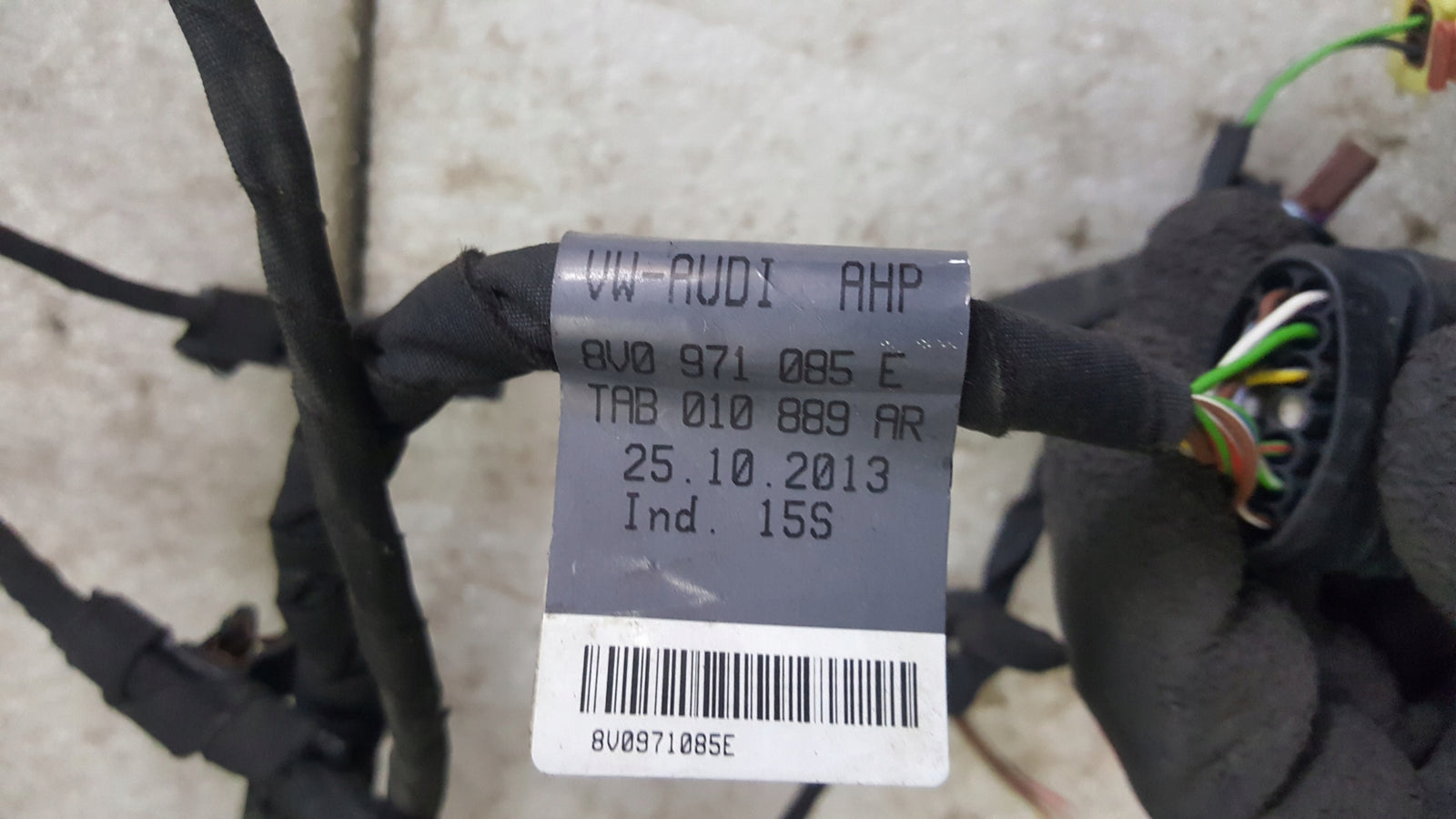 Audi A3 8V instalacja PDC zderzaka przód 8V0971085E