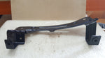 NOWY ORYGINALNY wspornik błotnika prawy przód VW TOUAREG 760821432