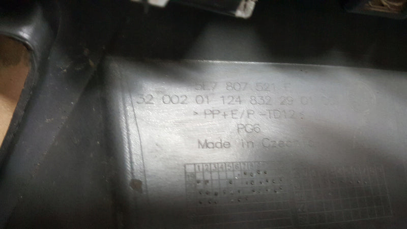 SPOILER DOKŁADKA ZDERZAKA TYŁ SKODA OCTAVIA IV 4 RS KOMBI 5E7807521E