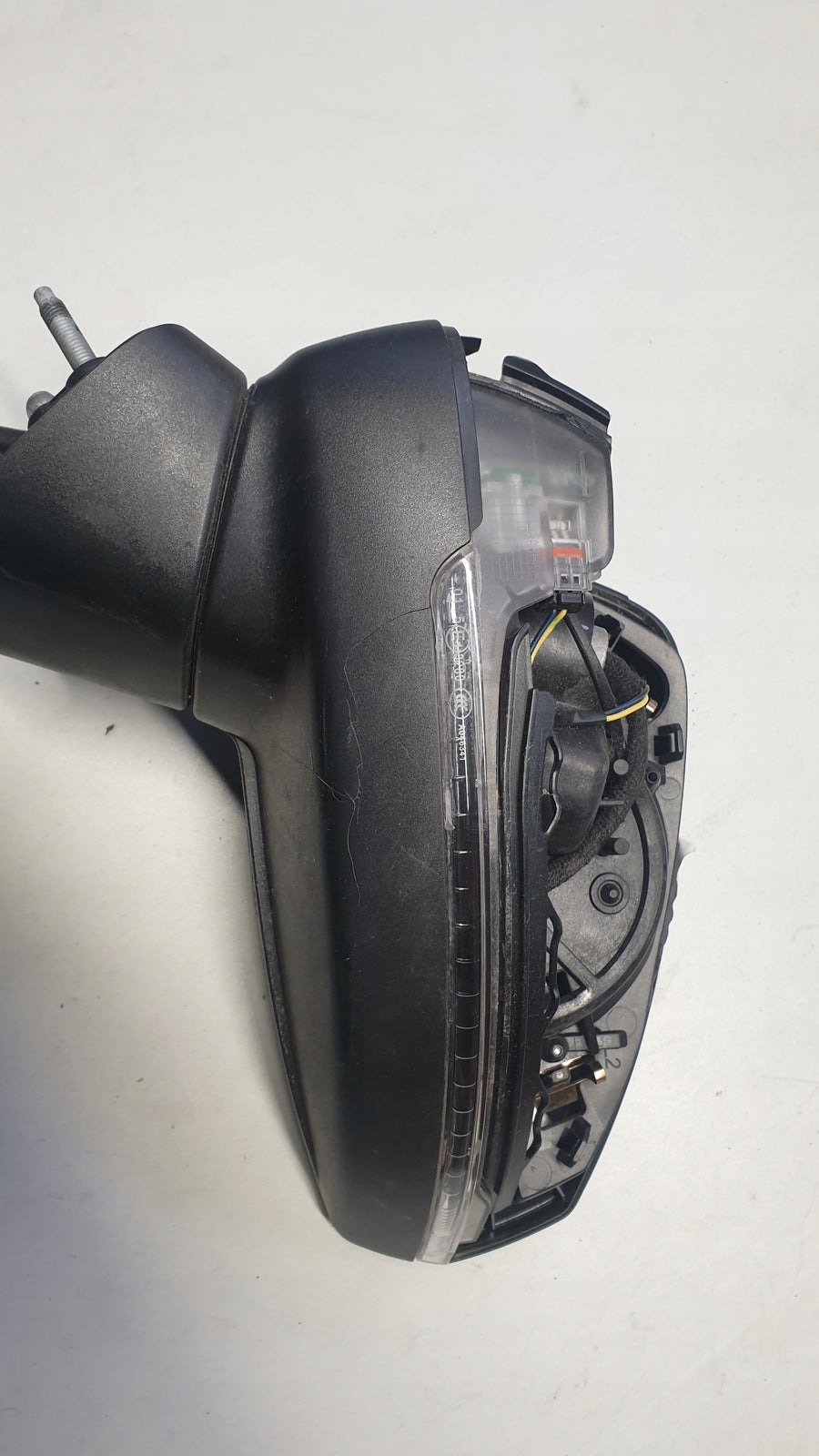 Le Lusterko zewnętrzne AUDI A3 8V1857409R 6 pin