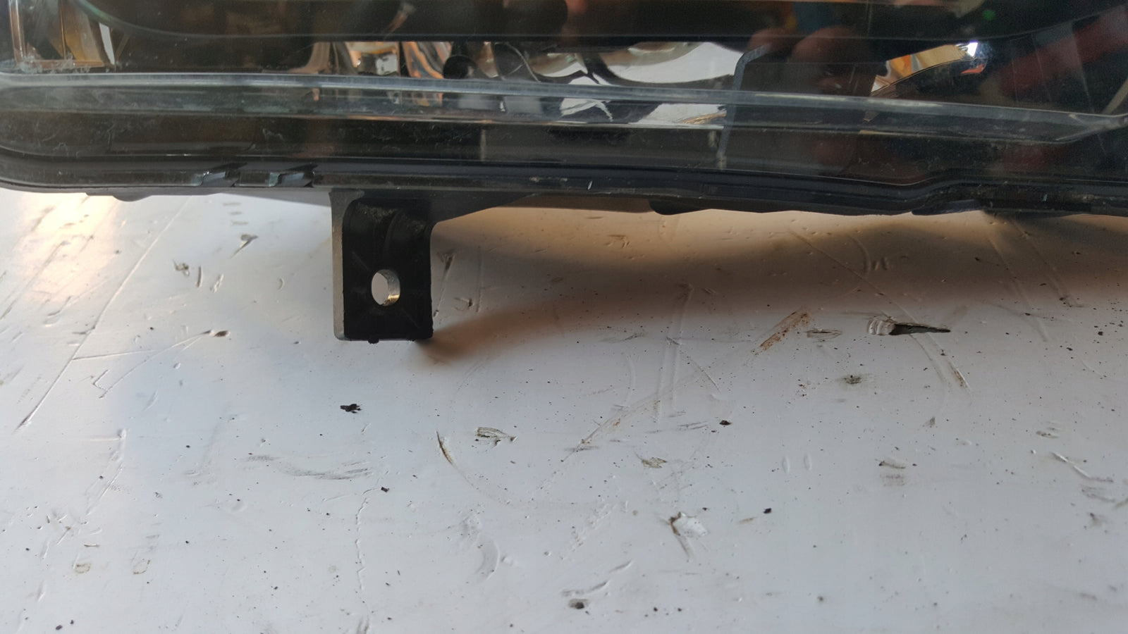 VW T6 HALOGEN PRAWY 7E0941662B 15r->