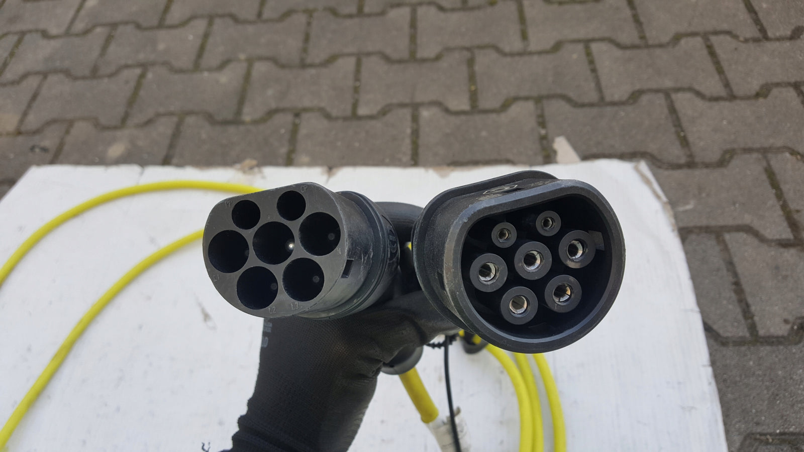 03e9f50abb1e8a99f6cd92b08befdbd9