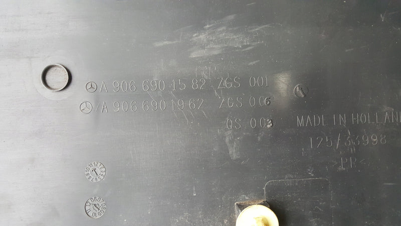 Mercedes Sprinter W906 Listwa Drzwi Lewy Tył