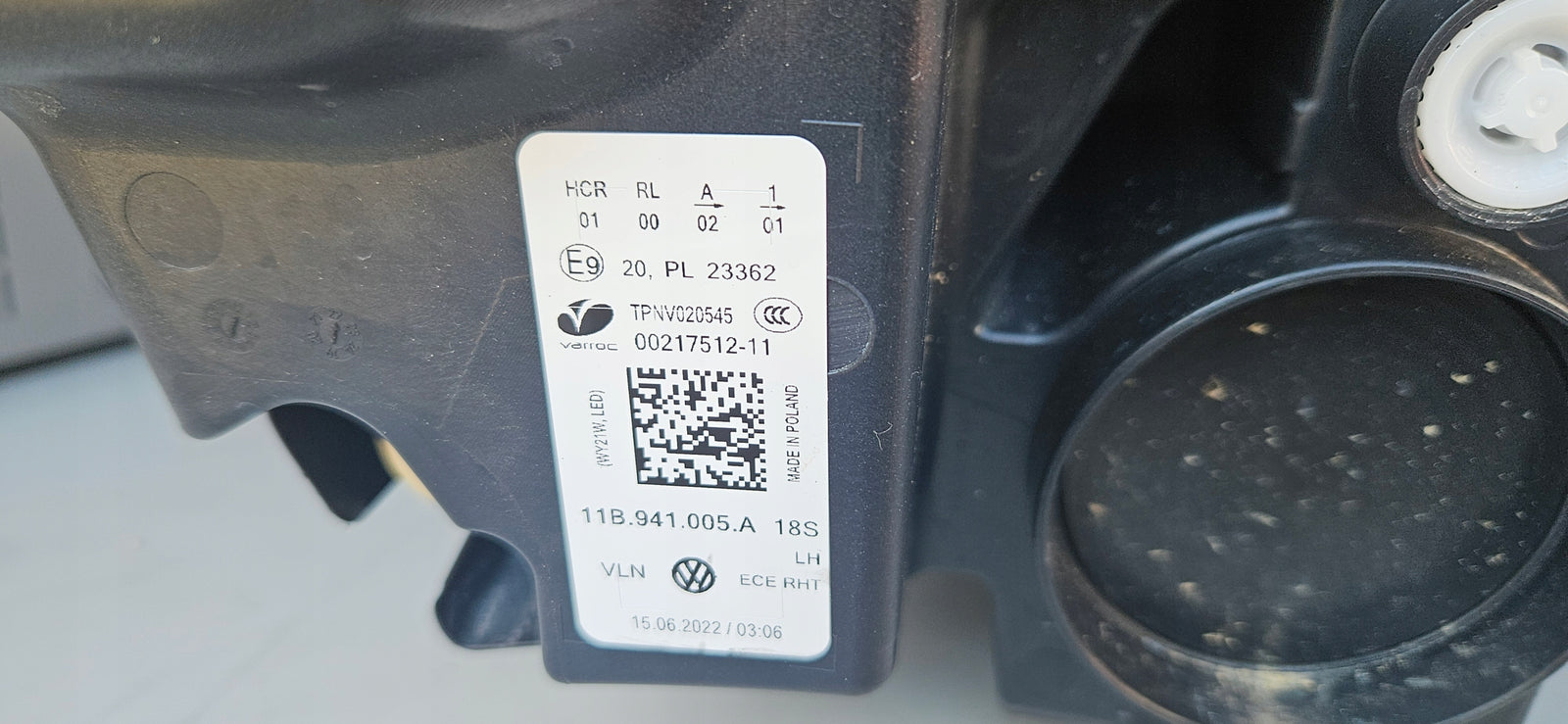 Pr ful led Vw ID.4 ID4 11B941005A demontaż