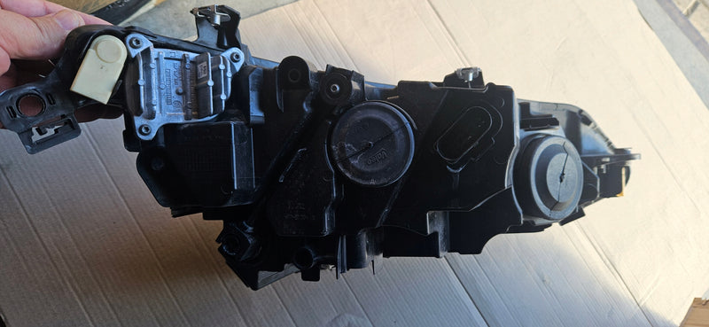 Le FUL LED Vw Golf 8 5H1941005B 2020r demontaż