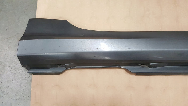 Listwa progowa prawa strona AUDI A6 (C8) S-LINE 4K0853856A demontaż