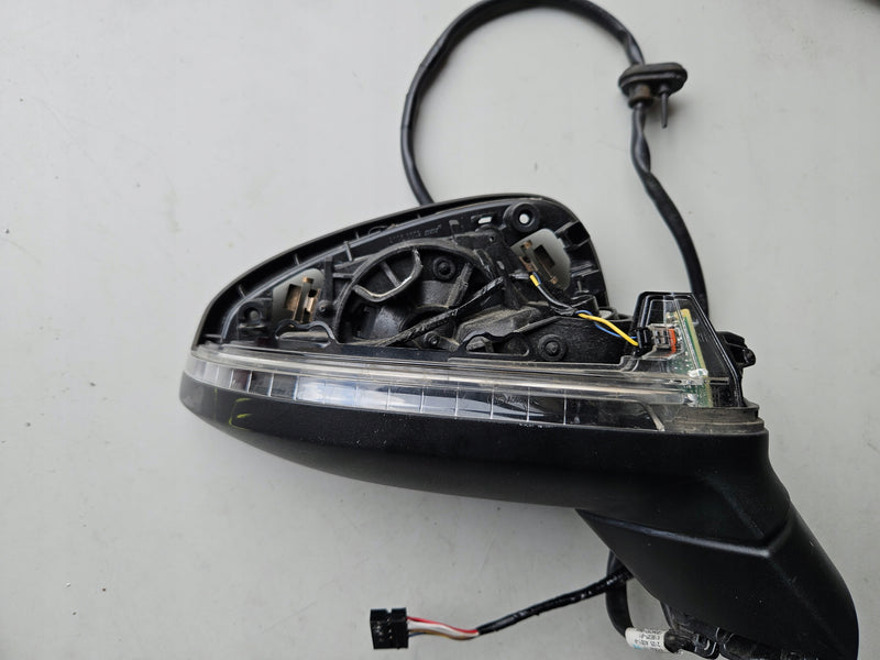 Pr Lusterko zewn AUDI A4 B9 8W1857410K 6 pin IDEAŁ