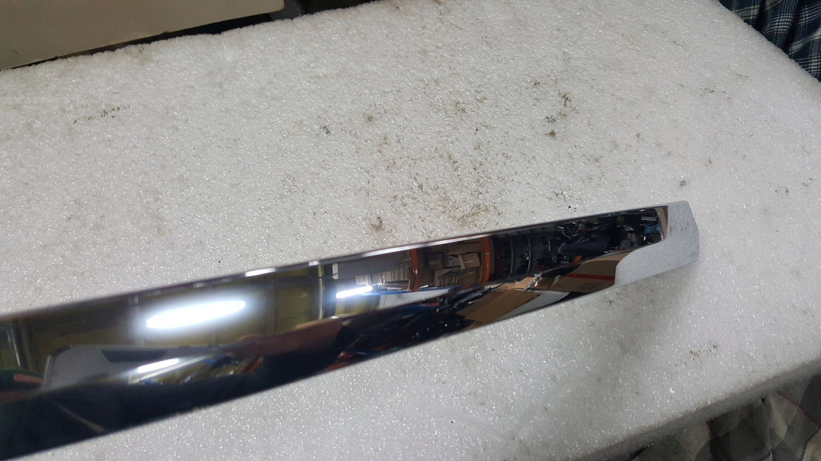 Listwa chrom zderzaka tylnego prawa strona AUDI A8 (D5) 4N0853556