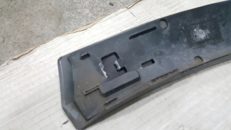 Listwa błotnik prawy przód CUPRA FORMENTOR 5FF853718G demontaż