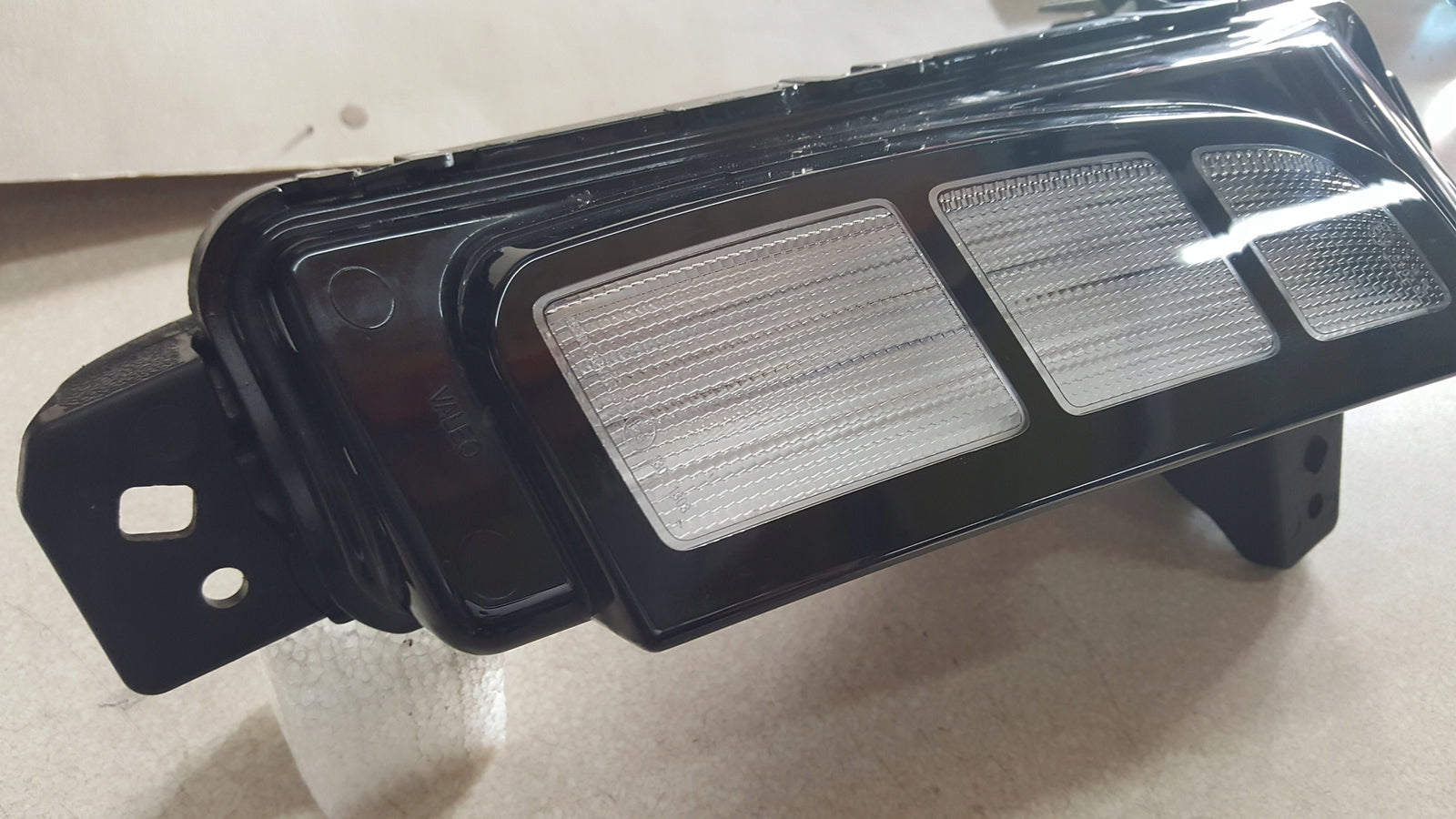 VW T-ROC HALOGEN LED PRAWY 2GA941056M