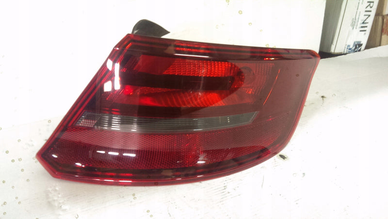 Tylna prawa lampa Audi A3 8V4945096C ORYGINAŁ