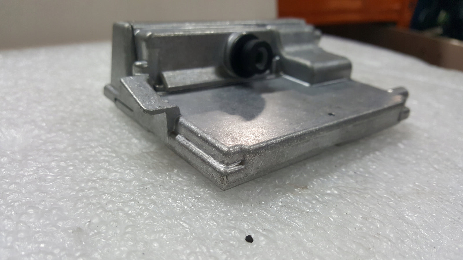 Przednia kamera asystent pasa VW AUDI SEAT SKODA 5WA980653C demontaż