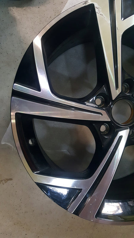 FELGA ALU VW T-ROC 5X112 18 7 J ET 45 2GA601025AP