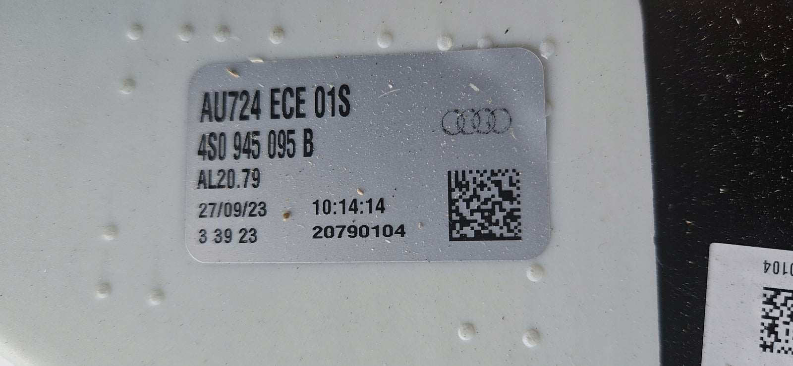 lampa LED lewy tył AUDI R8 4S0945095B