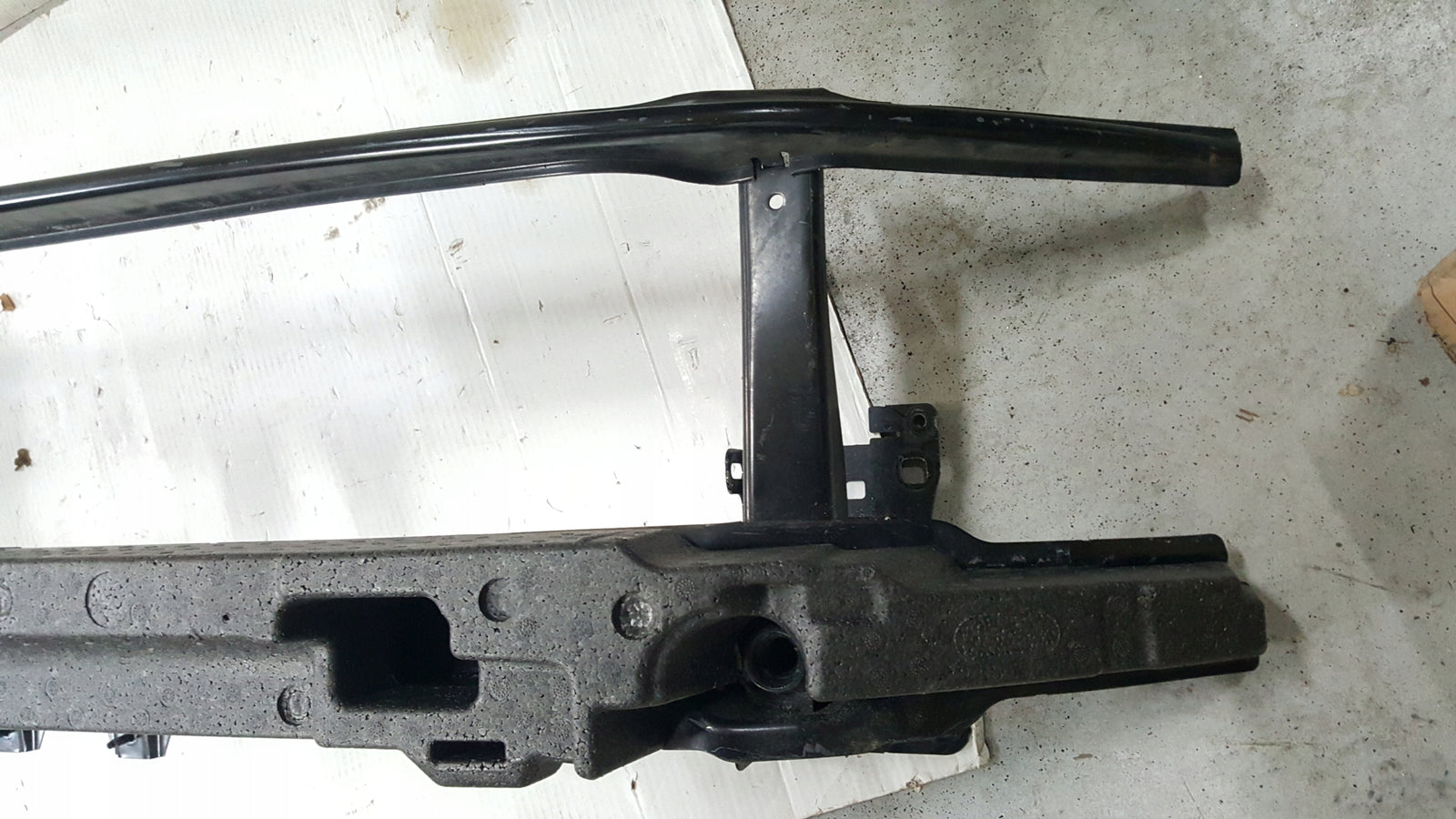 Belka zderzaka przód + absorber + czujnik VW TOURAN 5TA807611 5TA807248