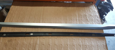 AUDI A3 8Y S-LINE SLINE LISTWA PROGOWA PRAWA 8Y0853860 8Y0853856