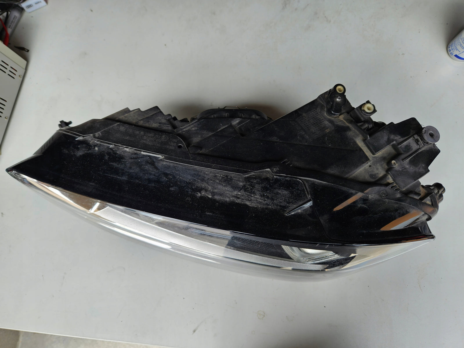 Le xenon LED Vw Sportsvan 517941033B 2015r IDEAŁ