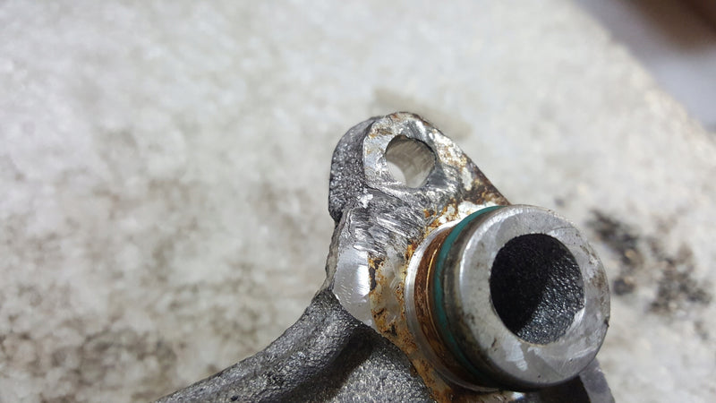 Mocowanie chłodnicy spalin AUDI 3.0 TDI 059131680H