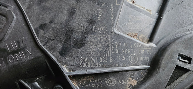 81A941033B IDEAŁ! Le reflektor Ful LED AUDI Q2 2020r