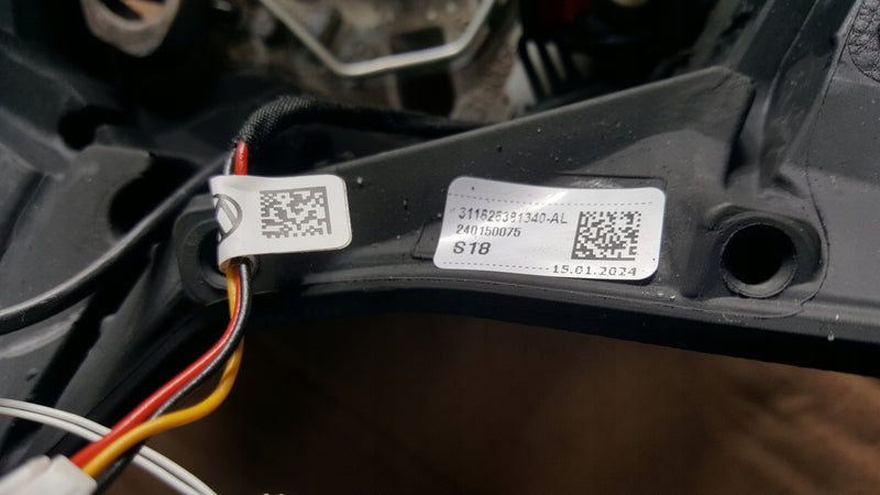 Kierownica multifunkcja VW GOLF VIII 5H0959542C demontaż